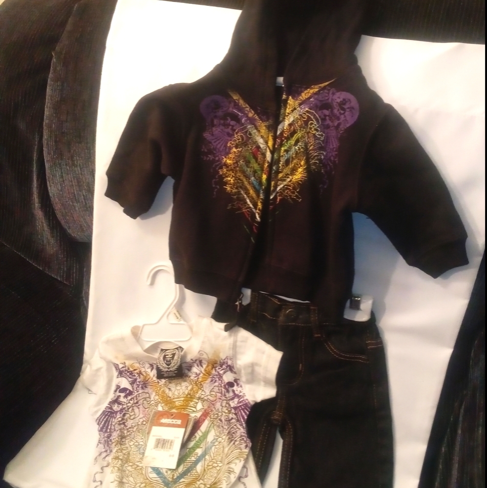 Kids clothes